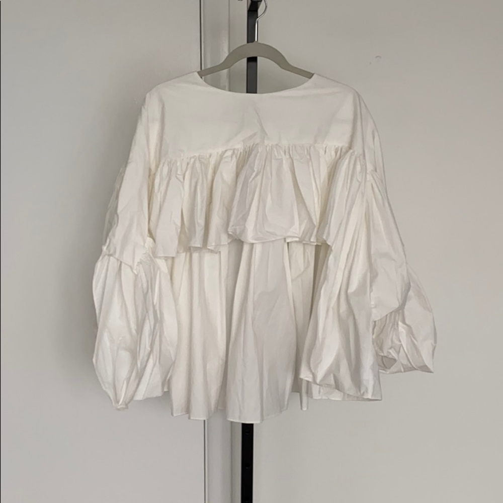LOEIL - asymmetric ruffle top